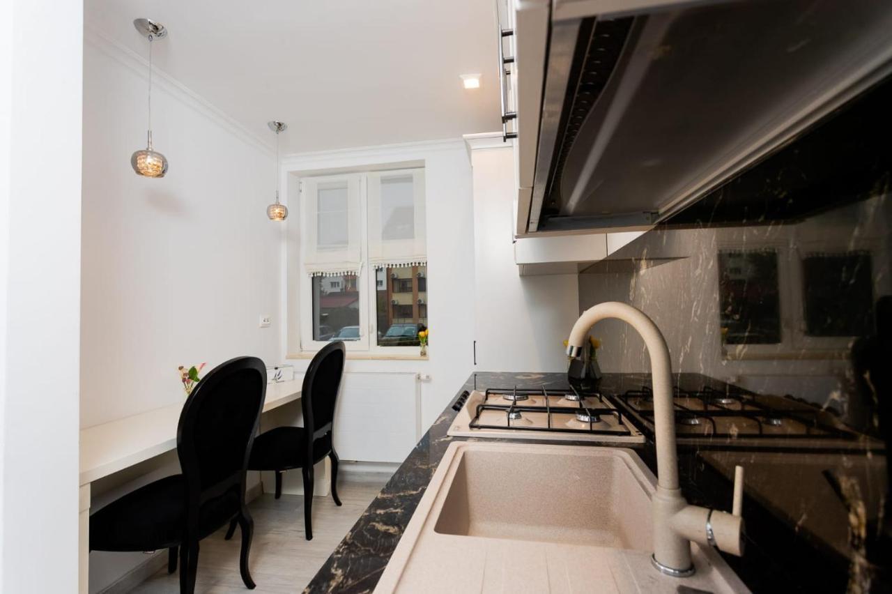Apartament Carolyne Bistriţa Exterior foto
